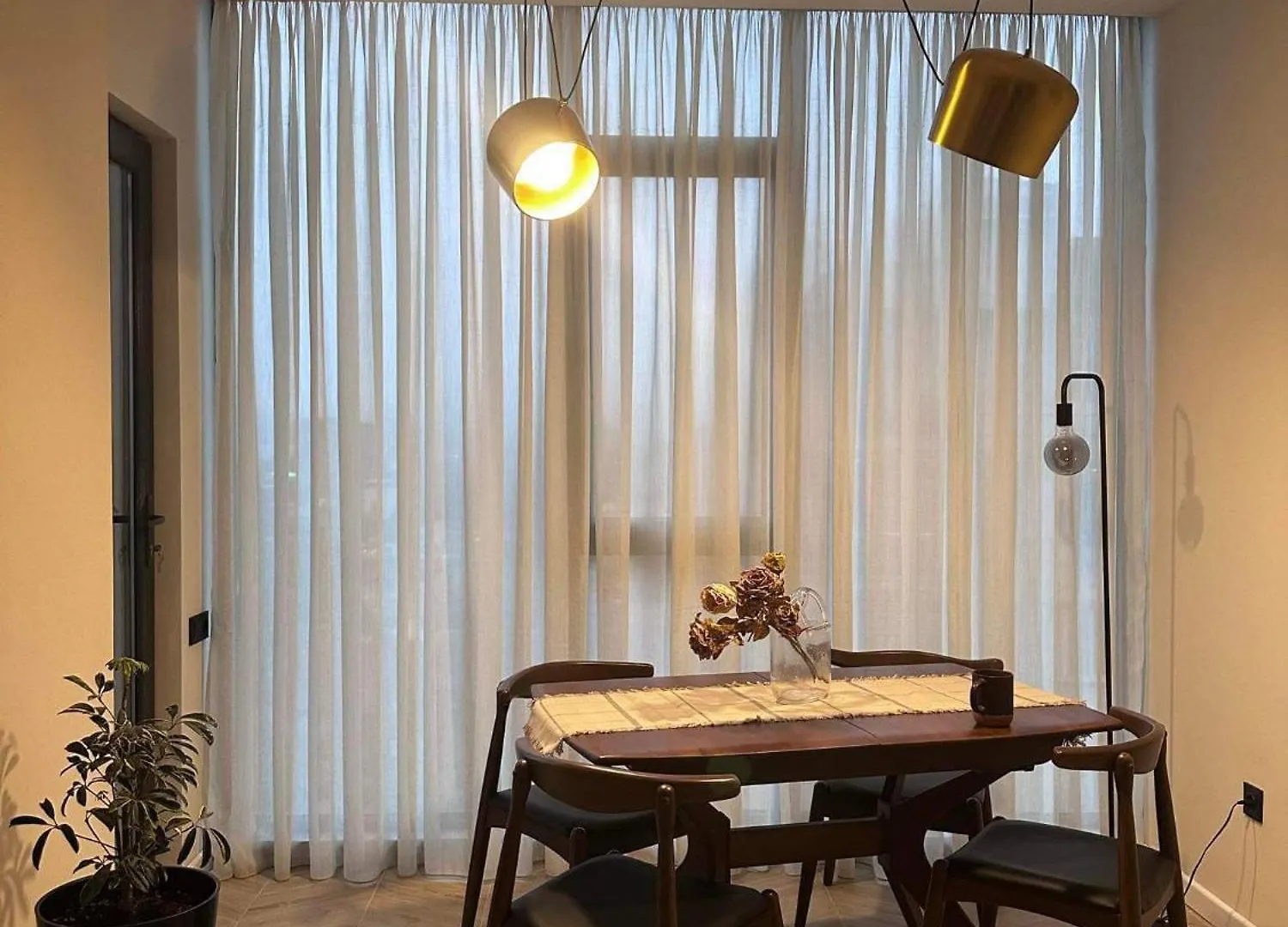 Cosy Apartment In Heart Of 바투미